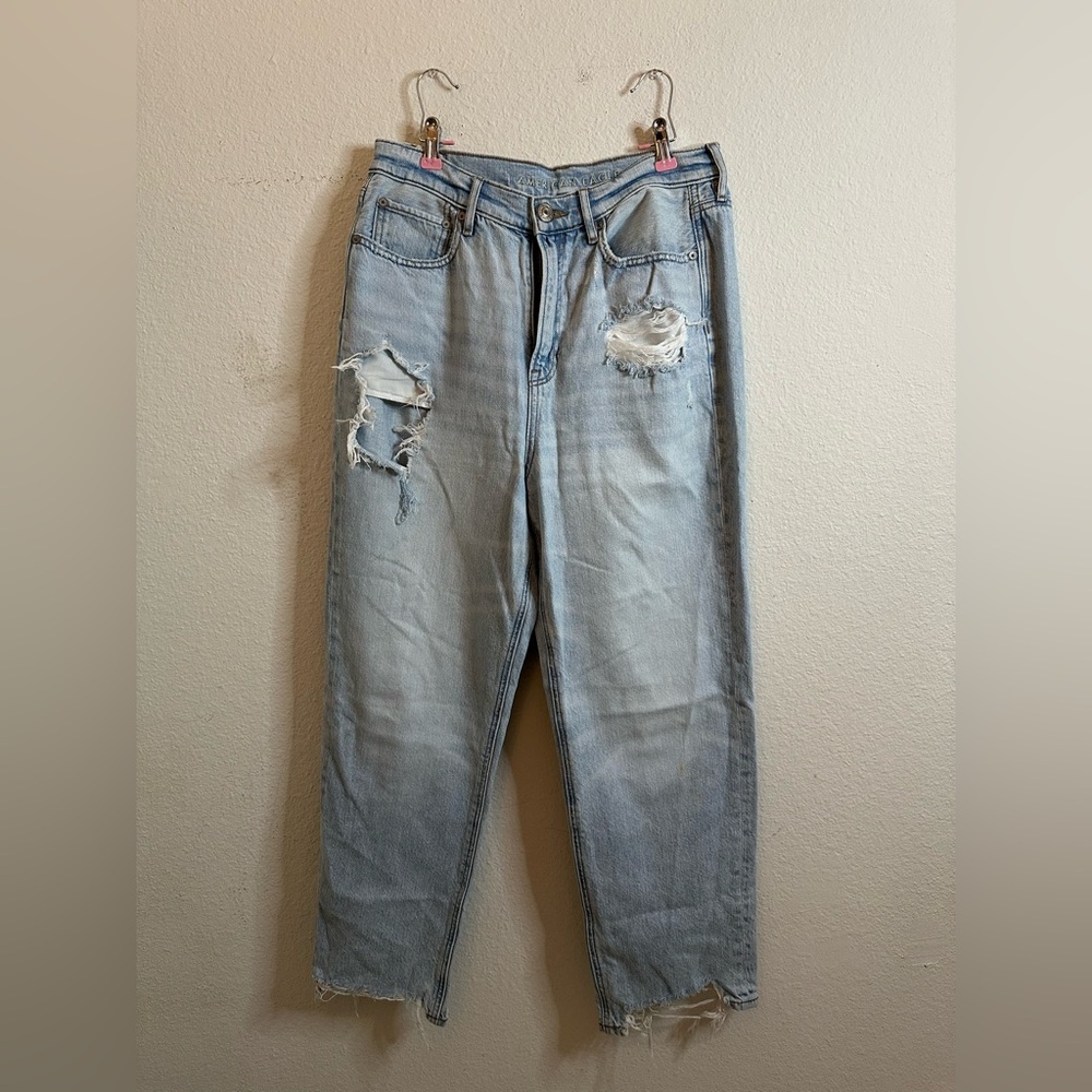 American Eagle Mom Jeans